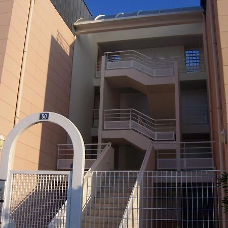Appartement La Rochelle, 2 pièces, 5 personnes - FR-1-551-7 La Rochelle  Extérieur photo