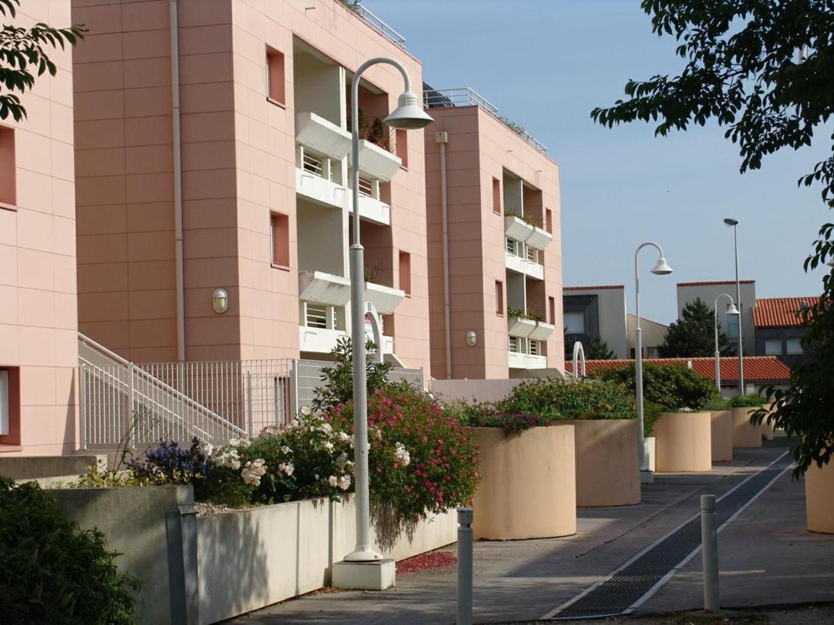 Appartement La Rochelle, 2 pièces, 5 personnes - FR-1-551-7 La Rochelle  Extérieur photo