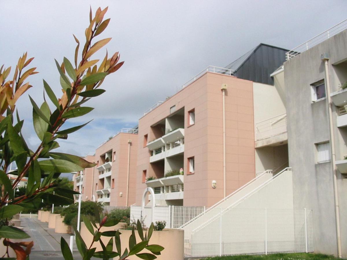 Appartement La Rochelle, 2 pièces, 5 personnes - FR-1-551-7 La Rochelle  Extérieur photo